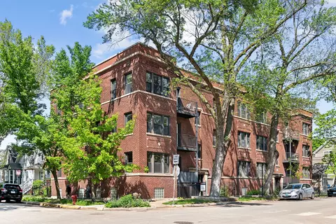1724 W Grace St #2W, Chicago, IL 60613