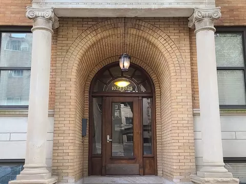 1023 W Balmoral Ave #2A, Chicago, IL 60640