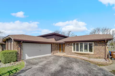 1142 Jamie Ln, Homewood, IL 60430