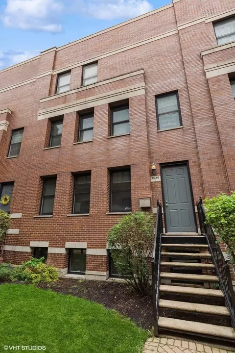 2036 W Le Moyne St #C, Chicago, IL 60622