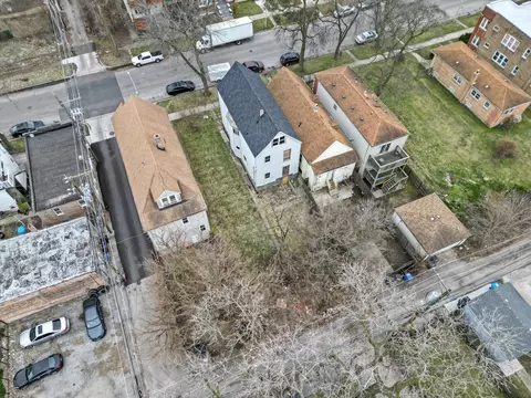 Exterior - 736 E 90th St, Chicago, IL 60619 photo 3 of 6