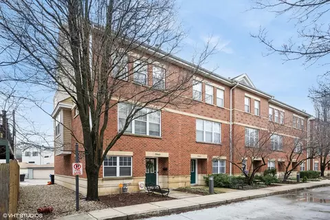 3860 N Milwaukee Ct #3860, Chicago, IL 60641