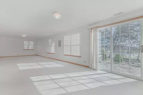 Living - 6064 Par Ct, Gurnee, IL 60031 photo 1 of 1