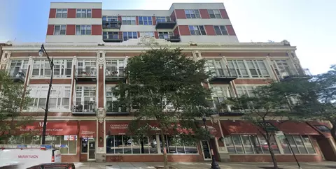 1631 S Michigan Ave #203, Chicago, IL 60616