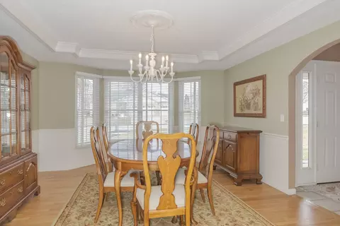 Dining - 49 Pebblebrook Ct, Bloomington, IL 61705 photo 2 of 4
