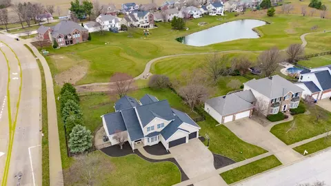View/Area - 49 Pebblebrook Ct, Bloomington, IL 61705 photo 1 of 7