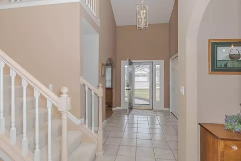 Entry Way - 49 Pebblebrook Ct, Bloomington, IL 61705 photo 1 of 5