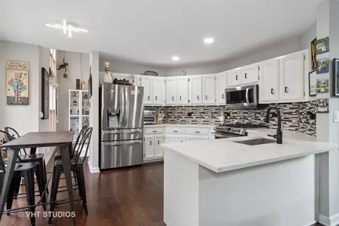 2236 Brookside Ct, Aurora, IL 60502 photo 8