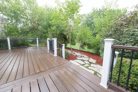 Exterior - 920 Auburn Ln, Bartlett, IL 60103 photo 10 of 14