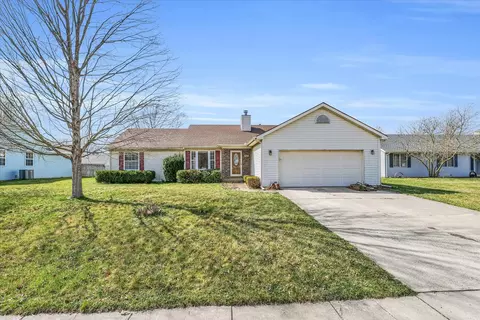 613 Rosewood Dr, Saint Joseph, IL 61873