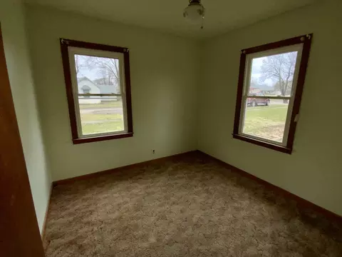 1115 Front St, Henry, IL 61537 photo 10