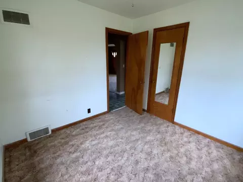 1115 Front St, Henry, IL 61537 photo 11