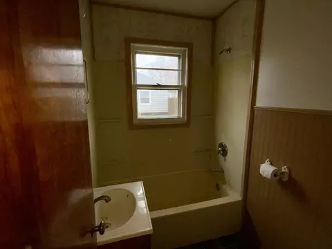 1115 Front St, Henry, IL 61537 photo 13