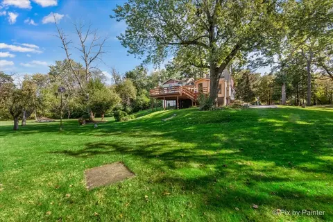 Exterior - 322 W Dowell Rd, Mchenry, IL 60051 photo 10 of 14