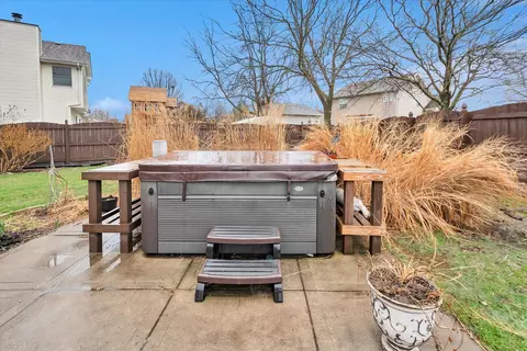 Exterior - 15563 W Eamon Ct, Manhattan, IL 60442 photo 3 of 4
