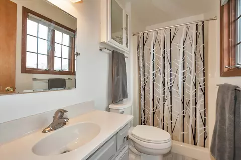Bath - 15563 W Eamon Ct, Manhattan, IL 60442 photo 1 of 4