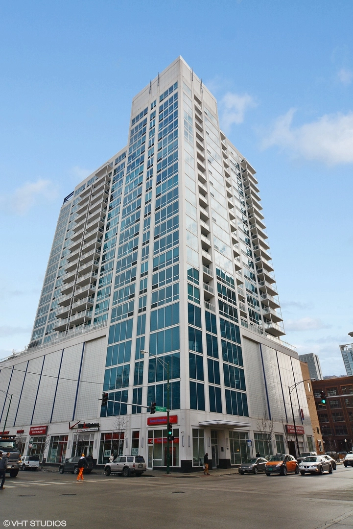 757 N Orleans St Unit 1304  