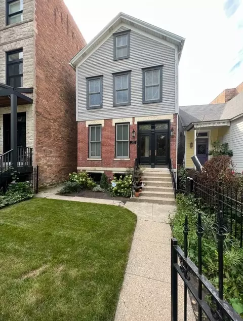 1424 N Hoyne Ave, Chicago, IL 60622