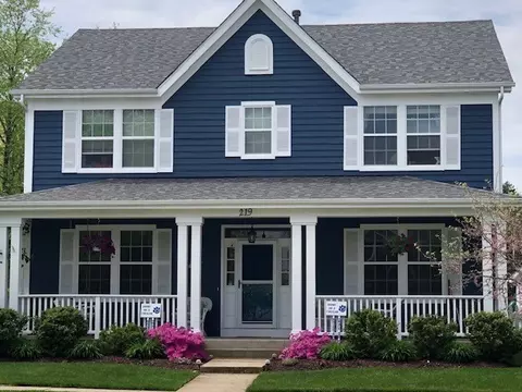 219 Lasalle St, Vernon Hills, IL 60061