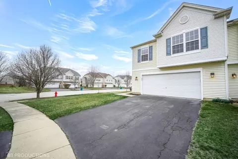 2429 Saddle Ridge Dr, Joliet, IL 60432