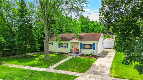 418 Home St, Sycamore, IL 60178