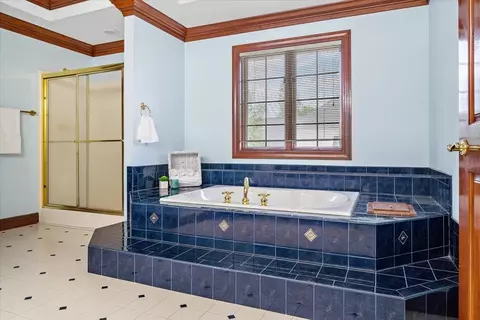 Bath - 1905 Hackberry Rd, Bloomington, IL 61704 photo 1 of 2