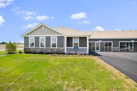 1113 Savannah Ln, Pingree Grove, IL 60140