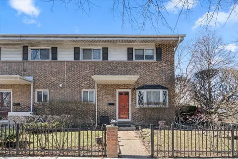 36 1st St, Wheeling, IL 60090 photo 1