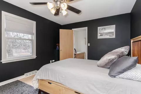 Bedroom - 5 Kenyon Ct, Bloomington, IL 61701 photo 2 of 10