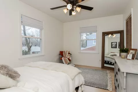 Bedroom - 5 Kenyon Ct, Bloomington, IL 61701 photo 7 of 10