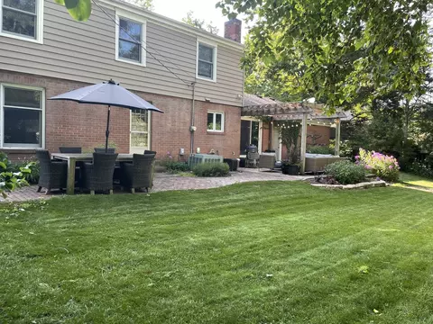 Exterior - 5 Kenyon Ct, Bloomington, IL 61701 photo 22 of 30