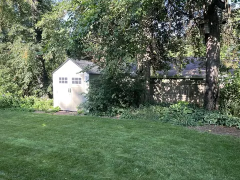 Exterior - 5 Kenyon Ct, Bloomington, IL 61701 photo 18 of 30