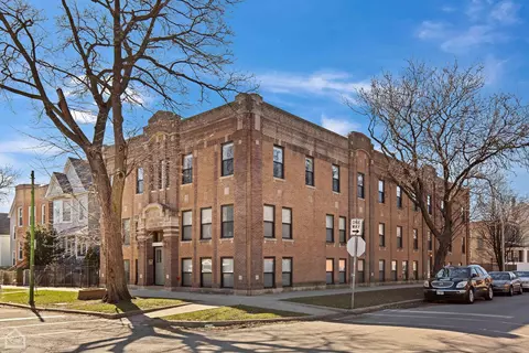 1856 N Sawyer Ave #103, Chicago, IL 60647