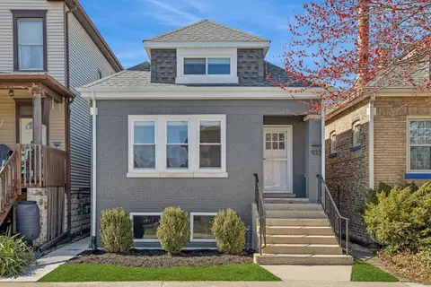 933 Ferdinand Ave, Forest Park, IL 60130