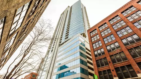303 W Ohio St #2408, Chicago, IL 60654