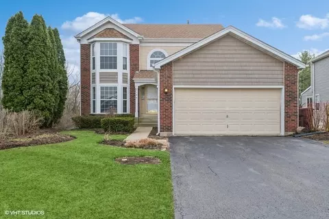 2126 N Green Valley Ln, Round Lake Beach, IL 60073