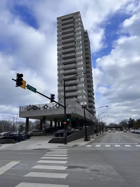 5601 N Sheridan Rd #6D, Chicago, IL 60660