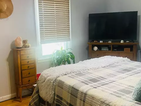 Bedroom - 750 N River Dr, Kankakee, IL 60901 photo 1 of 2