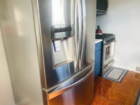 Kitchen - 750 N River Dr, Kankakee, IL 60901 photo 1 of 3