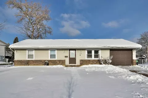 404 Beebe Ct, Streamwood, IL 60107