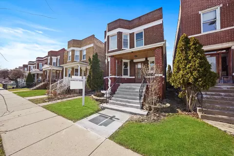 2102 S 49th Ave, Cicero, IL 60804