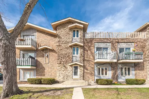 Exterior - 3800 Ruby St #3W, Schiller Park, IL 60176 photo 2 of 4