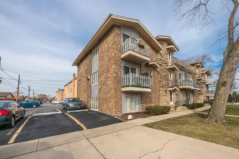 3800 Ruby St #3W, Schiller Park, IL 60176