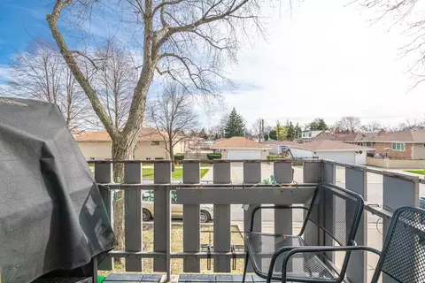 Exterior - 3800 Ruby St #3W, Schiller Park, IL 60176 photo 4 of 4
