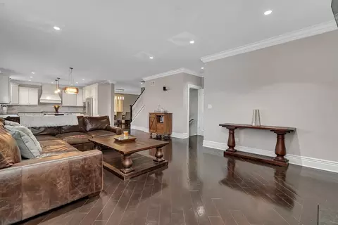 Living - 6500 Breckenridge Dr, Plainfield, IL 60586 photo 3 of 5