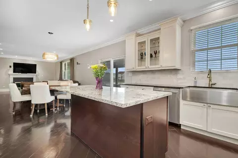 Kitchen - 6500 Breckenridge Dr, Plainfield, IL 60586 photo 4 of 4