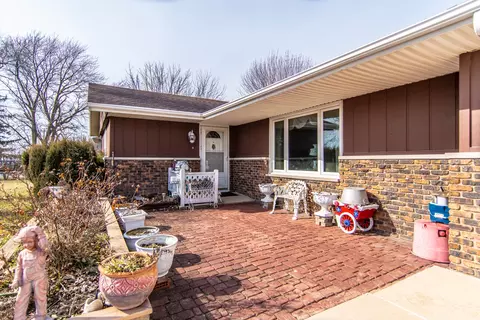 Exterior - 19406 W Sharp Rd, Elwood, IL 60421 photo 6 of 13