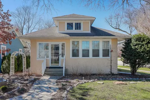 4800 Elm St, Downers Grove, IL 60515