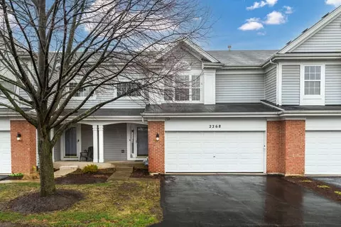 2268 Foxmoor Ln #2268, Aurora, IL 60502