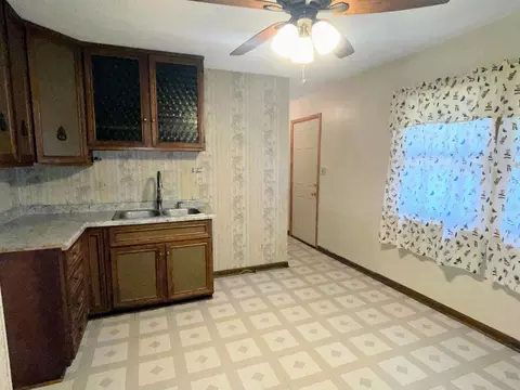 3208 Biscayne Rd, Mchenry, IL 60050 photo 6